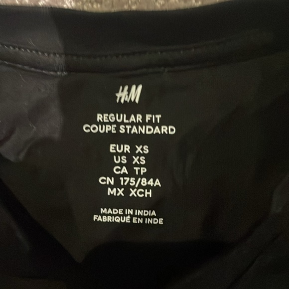 Pack Of 5 Men’s Xs Tees 3 American Eagle, 1 Abercrombie, and the other is H&M - Picture 8 of 10